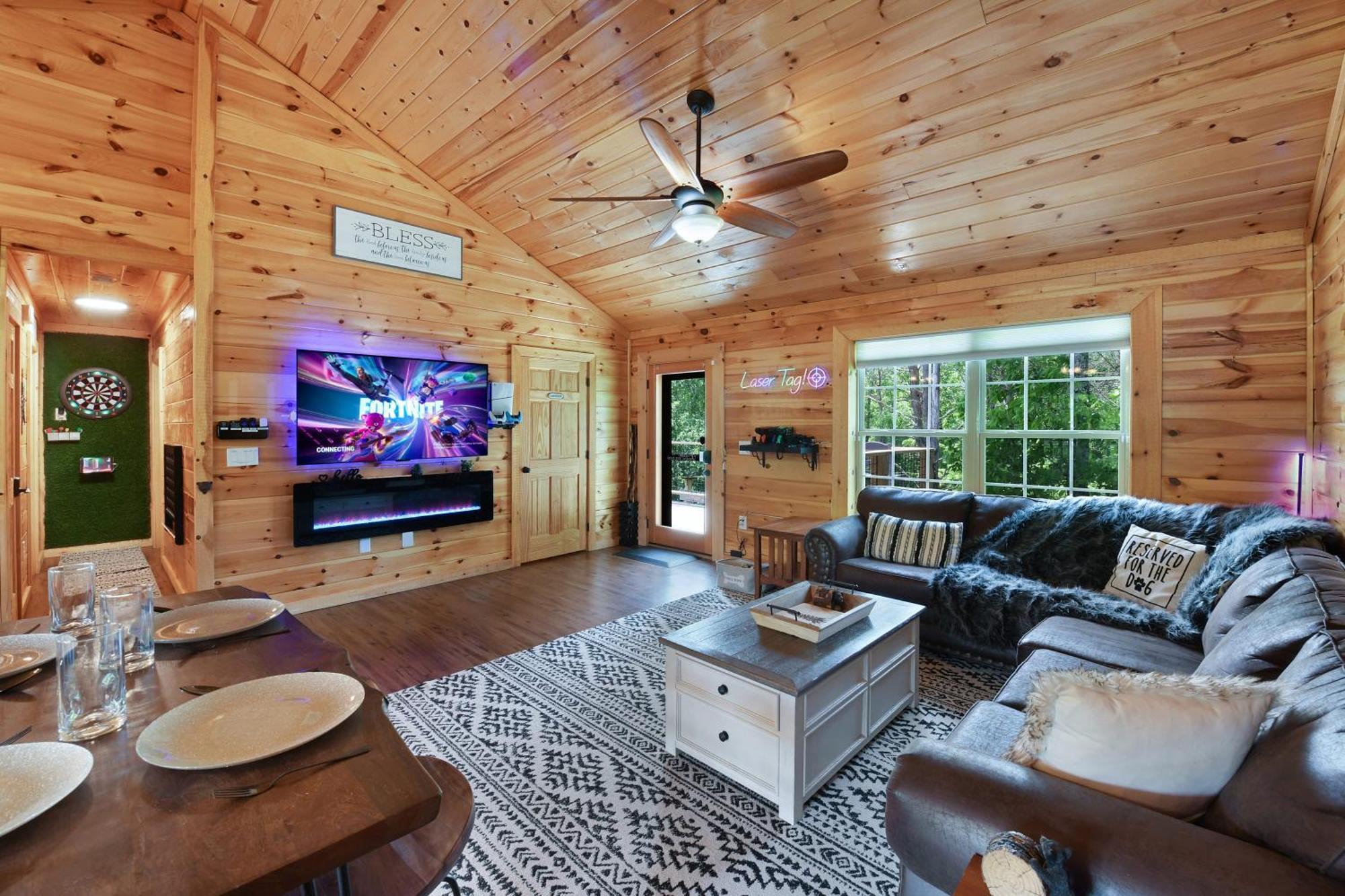 Enchanted Forest Cabin And Teepee! Lights & Laser Show! Private Hot Tub! Unique Stay! Sevierville Extérieur photo